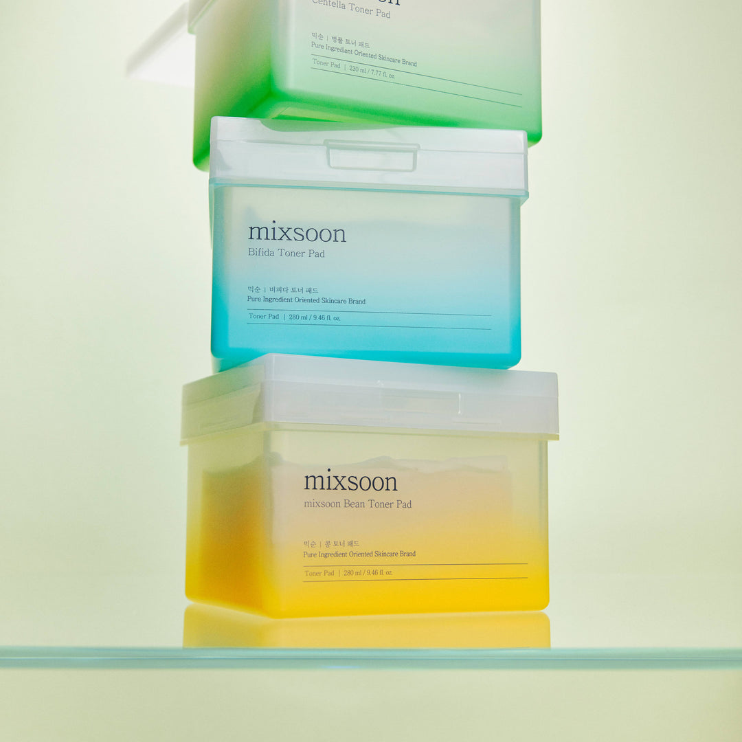 mixsoon Bean Toner Pad 280ml – moisturizing toner pads infused with seven types of bean extracts, including kidney bean, lentil, and wild soybean, along with vitamin E, hyaluronic acid, and allantoin, designed to nourish, hydrate, and gently exfoliate the skin. 