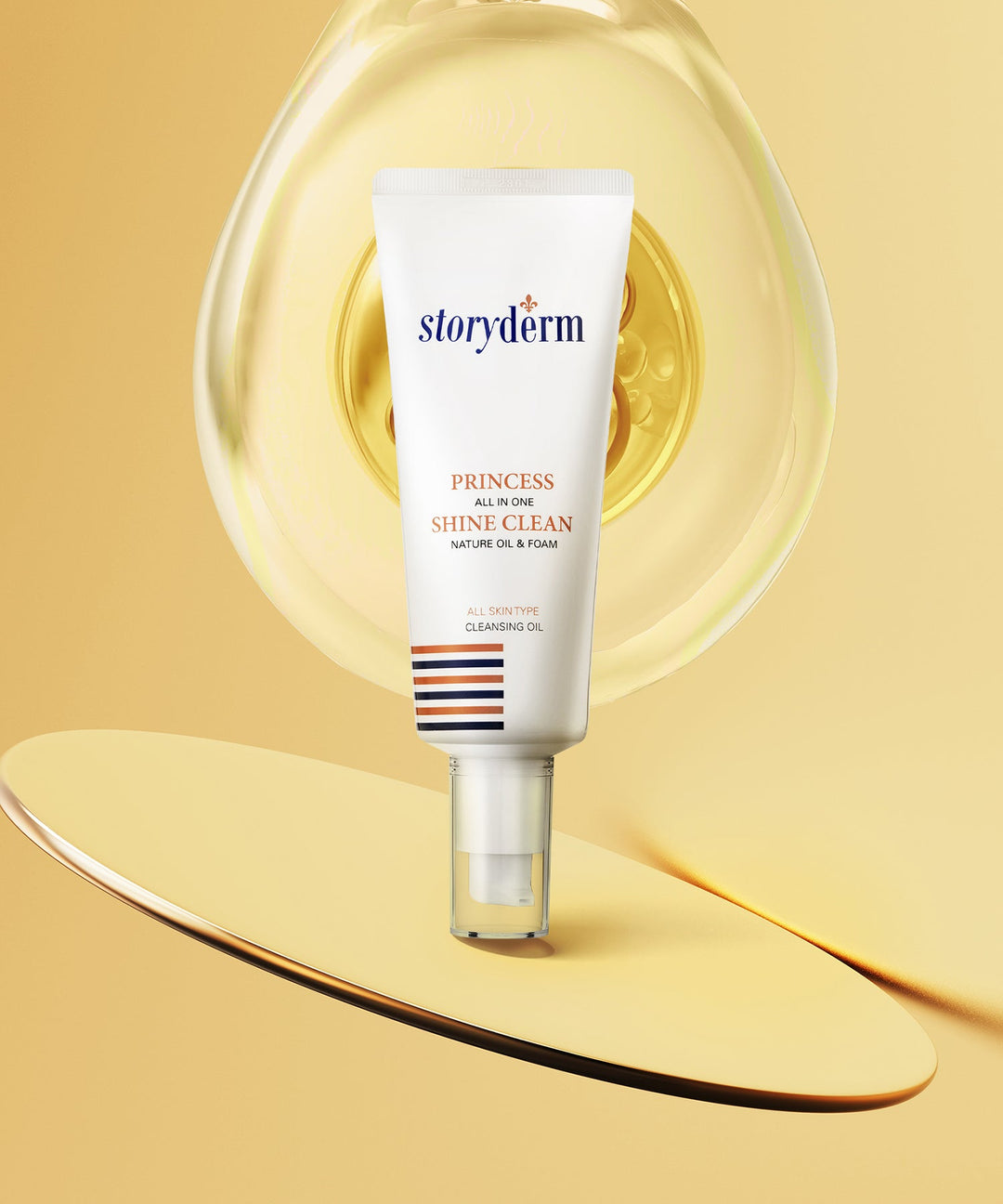 Image of Storyderm Princess Shine Clean 100ml bottle, a non-comedogenic oil-based cleanser containing grape seed oil, macadamia seed oil, and jojoba seed oil, designed to minimize fine lines, reduce inflammation, and moisturize skin. 