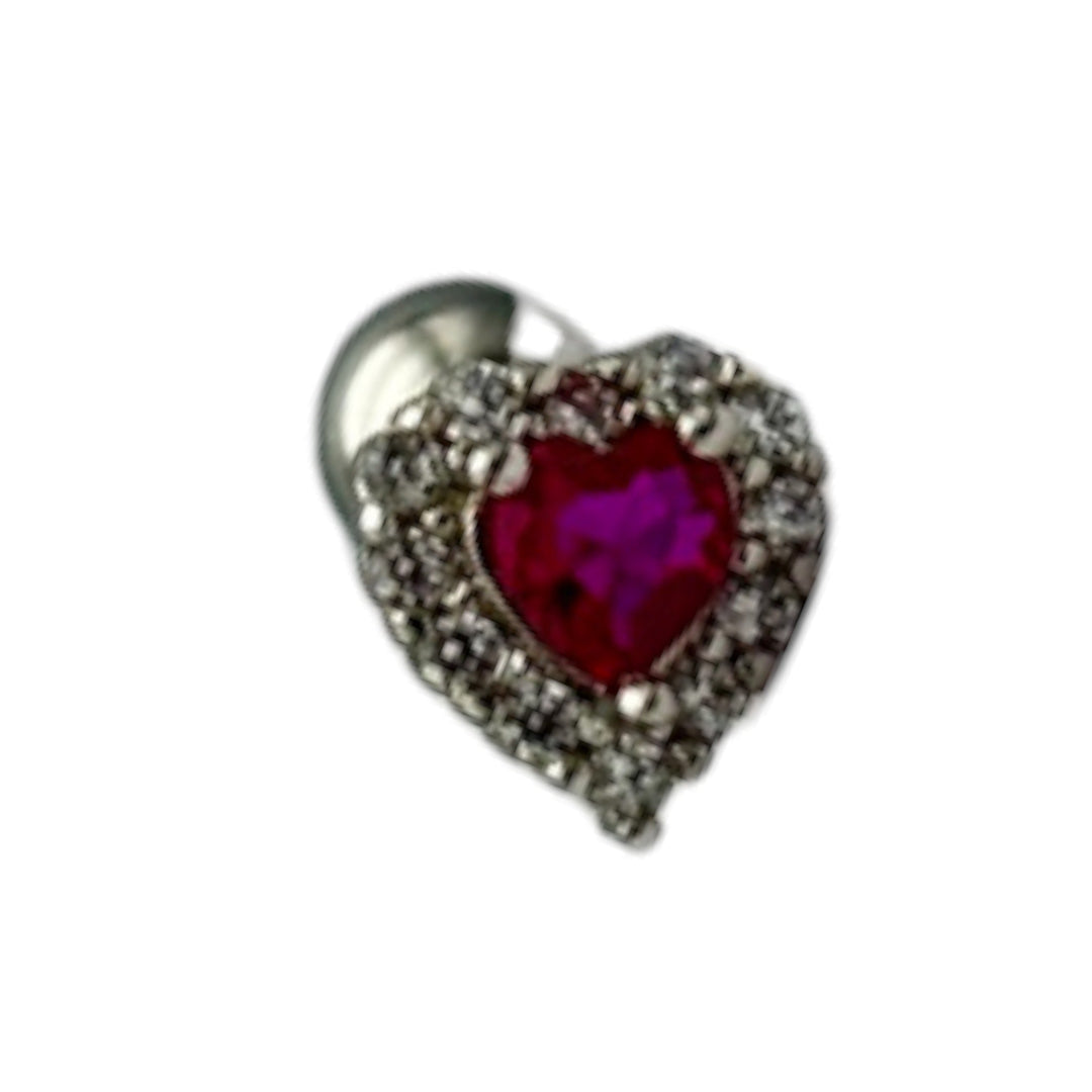 etreM Red Heart Piercing [Ear] - UJUGLOW