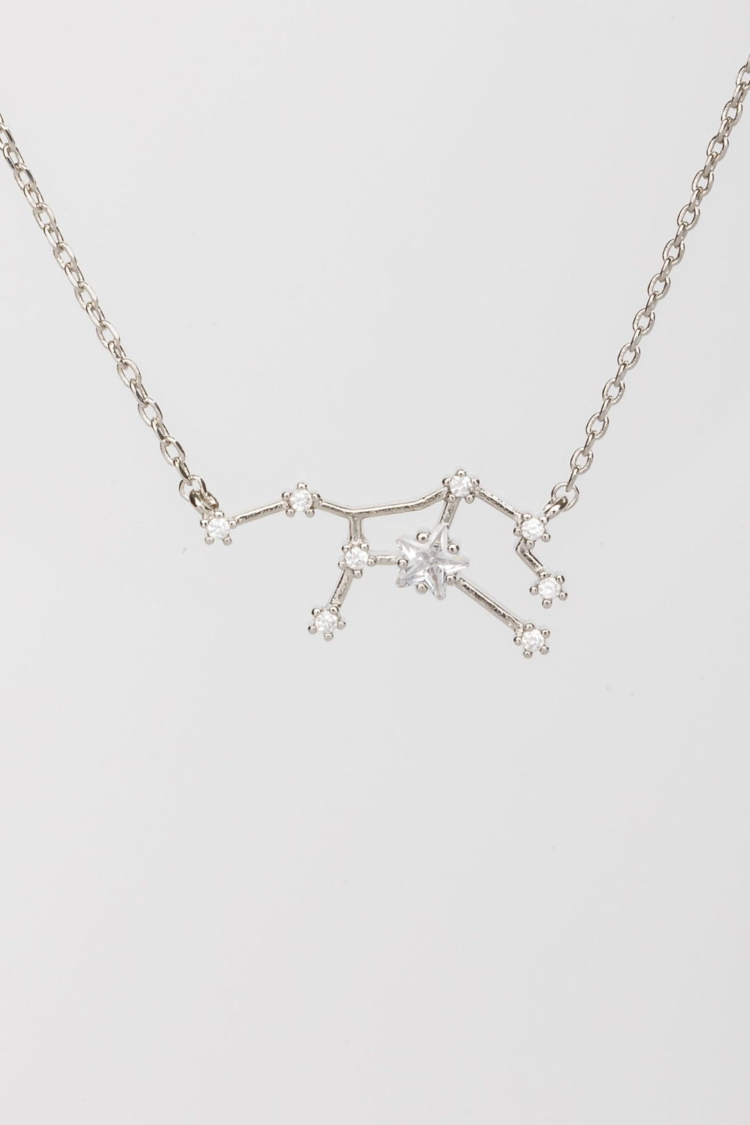 etreM Zodiac Sign Necklace - UJUGLOW