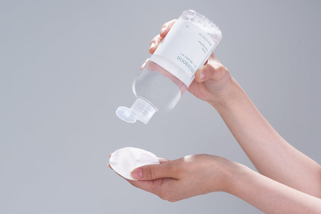 mixsoon Centella Cleansing Water [300ml] - UJUGLOW